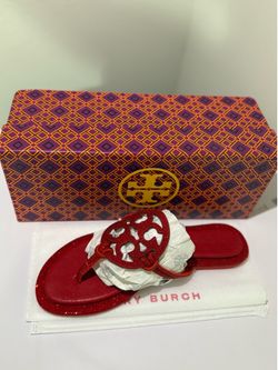Tory sandal