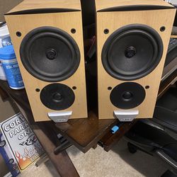 Jamo E800 Bookshelf Speakers With Subwoofer And Receiver 