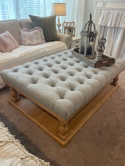 Stunning HUGE Tufted Ottoman / Coffee Table! Just like new!