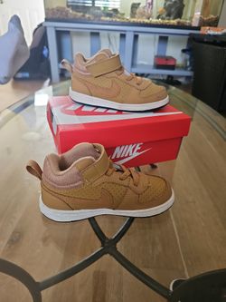 Boy Shoes NIKE US Size 9