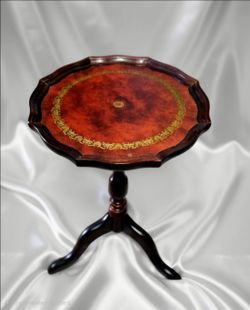 Vintage Bombay Company Pie Crust Leather Top Wood Side Table Plant Stand 20x13"