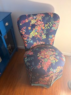 Accent chair