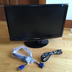 Samsung Syncmaster Widescreen Computer Monitor Model 2233sw 22"