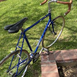 Vintage Miyata touring road bike