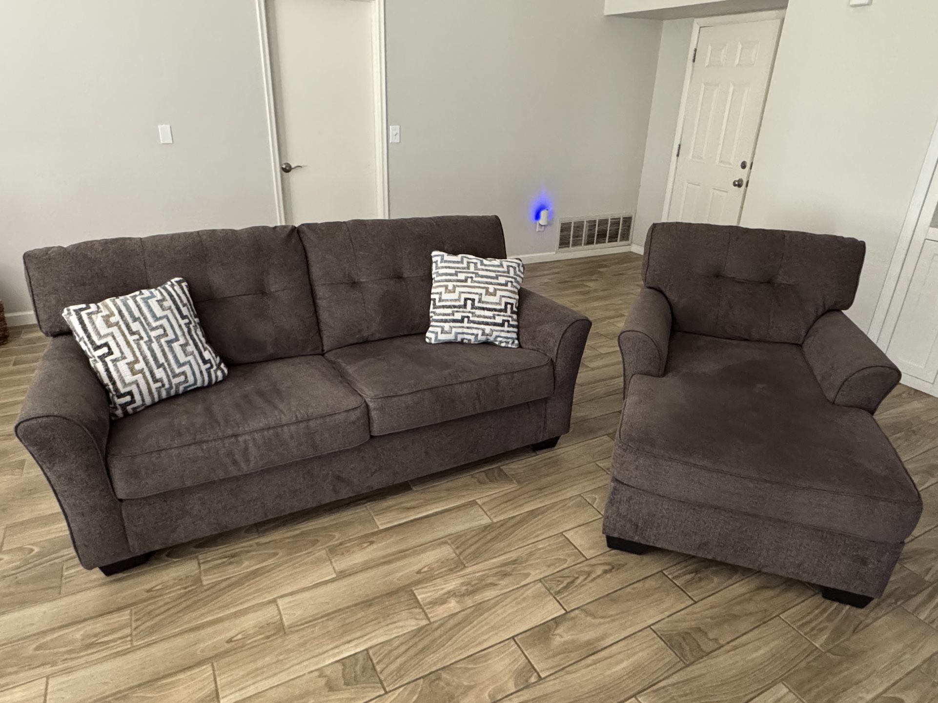 couch set for sale