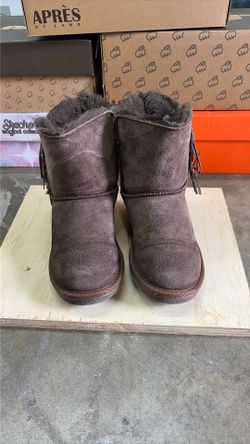winter boots girls size 3Y