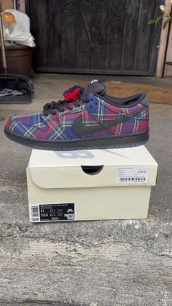 Nike SB Dunk Low Nardwuar
