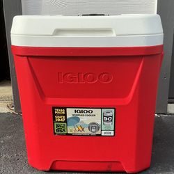 Igloo 60 qt roller