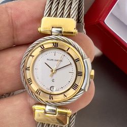 Charriol Celtic Ladies Watch – 34mm – Like New Elegant and timeless. This Charriol Celtic ladies watch features a beautiful gold-tone and stainless st