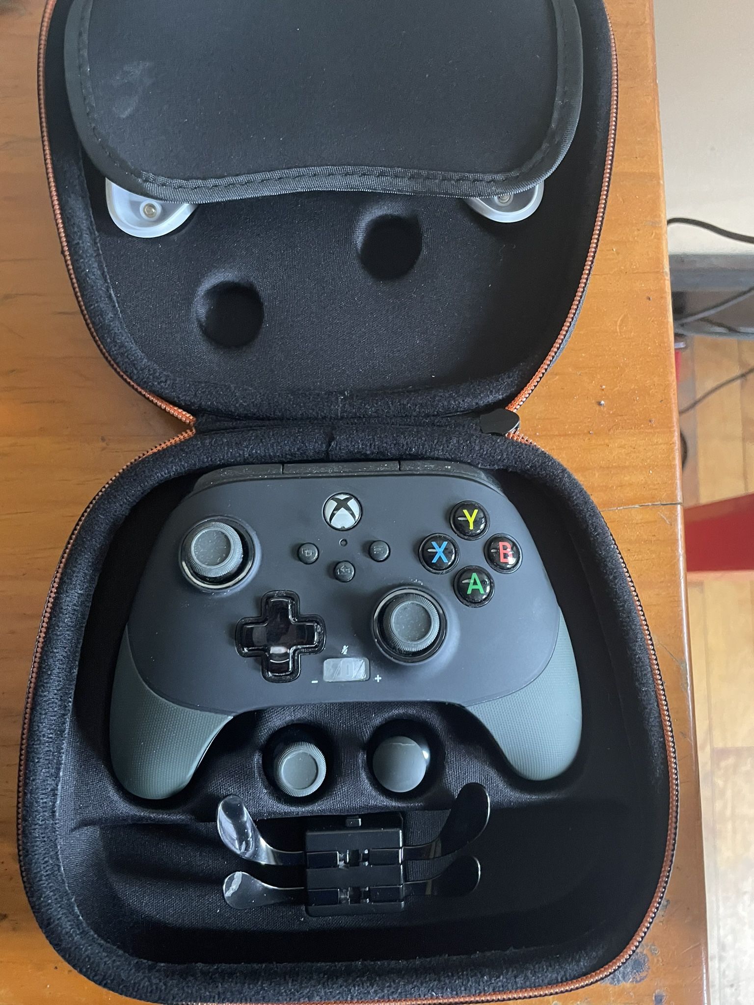 Xbox Series X W/controller