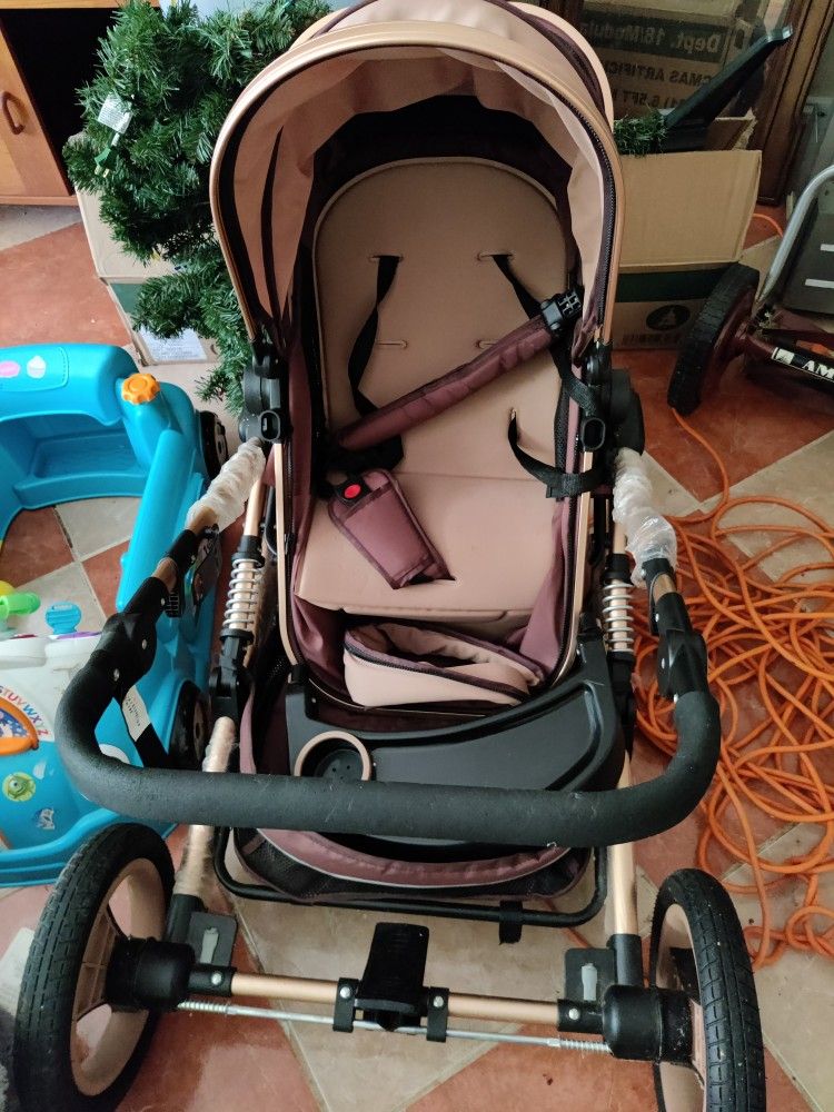 Stroller With 2 Sitting Positions