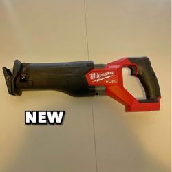 New Milwaukee M18 FUEL SAWZALL Model 2821-20