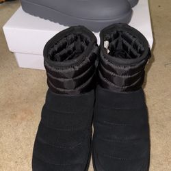 Men’s Size 9 Ugg Boots