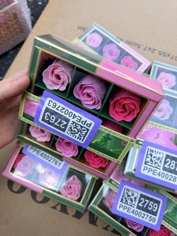 Wicked Tulip Bath Petals Soap Set