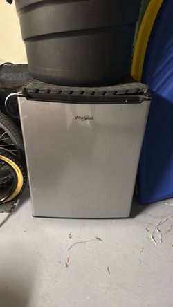 Whirlpool Refrigerator $150