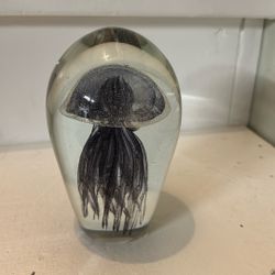 Hand Blown Art Glass Jellyfish Paperweight Egg Figurine Oceanic Coastal Decor