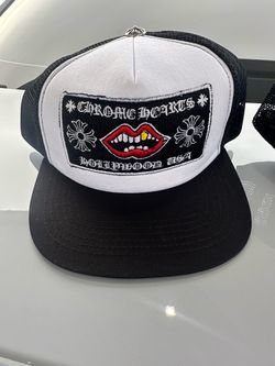 Chrome heart hat