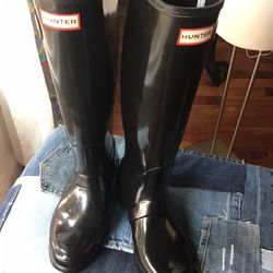 NEW Hunter Tall Black Womens Boots Sz8 Only  PICK UP IN FOUNTAIN VALLEY 92708