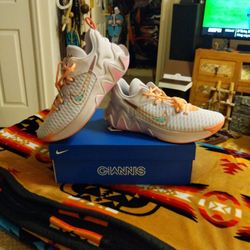 Nike Giannis Immortality Sneaker