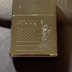 Zippo Lighter Collectible 2004 Statue of Liberty U.S. Flag #120223-08