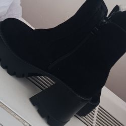 Alex Black Suede 