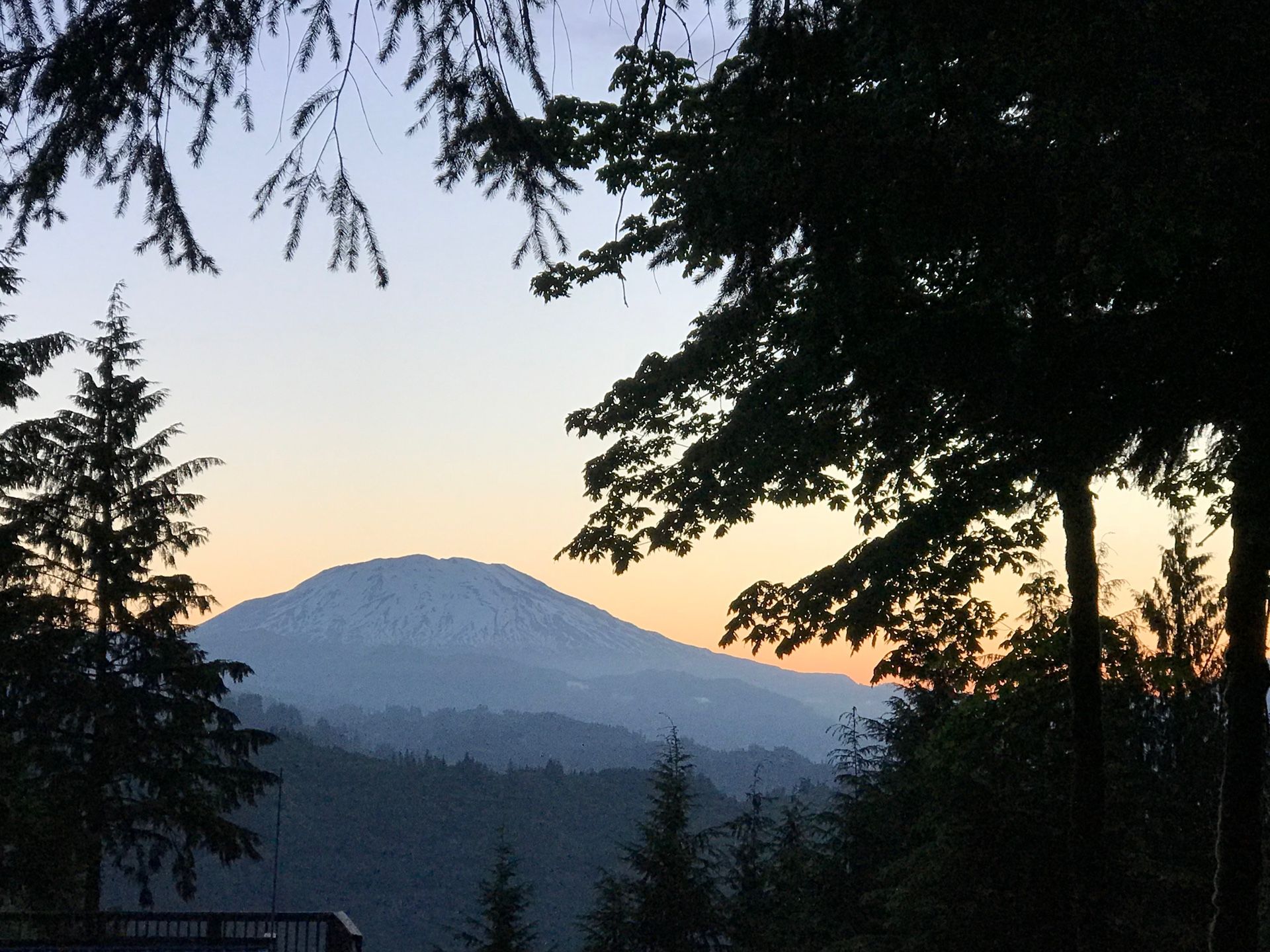 Lake Merwin Campers Hideaway with a Spectacular view for Sale in Amboy