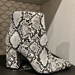 THERAPY -ALLOY BOOTS IN SNAKE