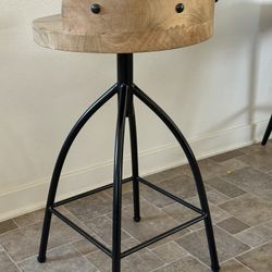 Set Of 4 Swivel Counter Height Bar Stools