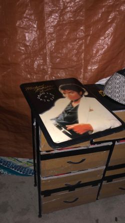 MJ Old Clock Does Not Work But It’s A Great Picture Of His Authentic Self