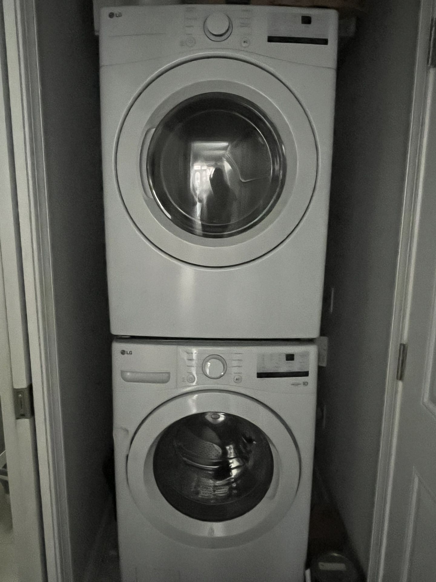 LG Washer And Dryer Set