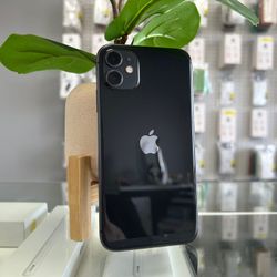 LIQUIDATION ‼️ iPhone 11, Unlocked, 64 Gb, LINE LCD ON SCREEN, Fully Functional $150