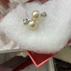 Silver 925 pearl studs