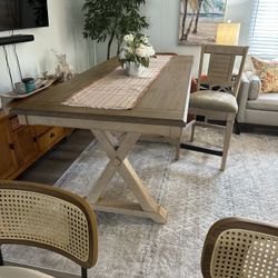Dining Table w/ 5 Chairs. 