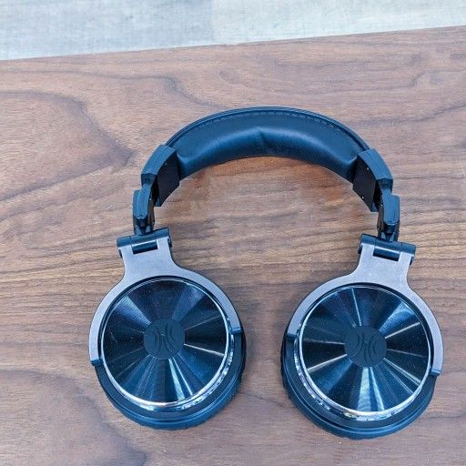 High-Performance Professional OneOdio DJ Headphones 