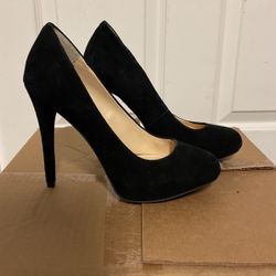 Black Pump Heels 