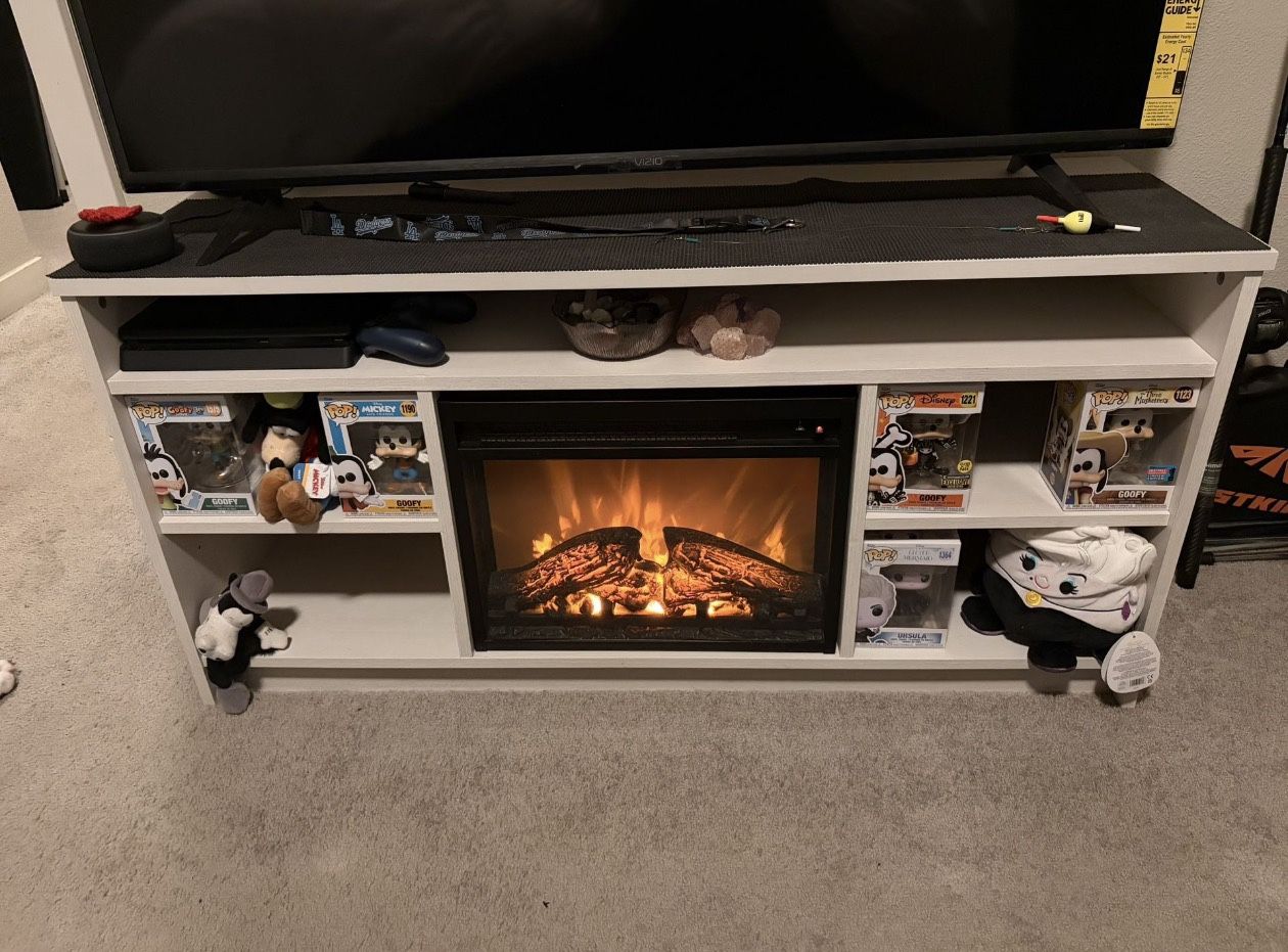55” TV Stand With Fire Place 