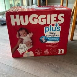 Huggies Plus Newborn Diapers