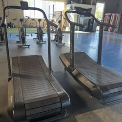 (1) Assault Runner Elite