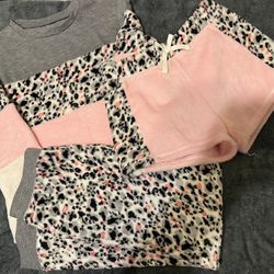 BCBG girls Pajama set fleece pink cheetah