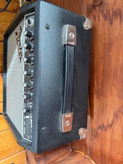 Fender amp w cables