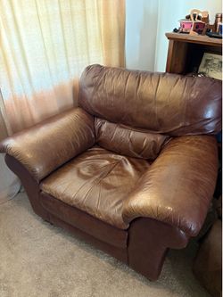 Free Living Room Chairs