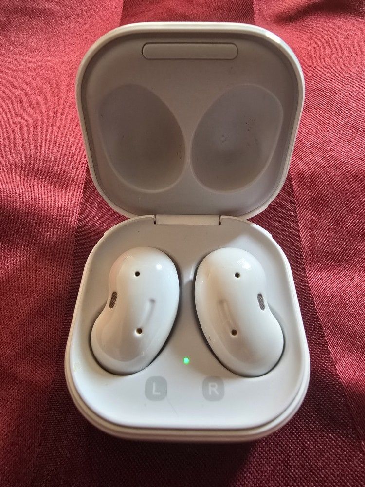 Galaxy Buds Live (RIGHT BUD NOT WORKING)