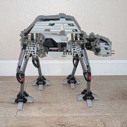 LEGO Mindstorms AT-AT pre-built... 9754 Darkside Developer Kit. Discontinued and hard to find!