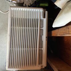 Window coolers working must sale asap