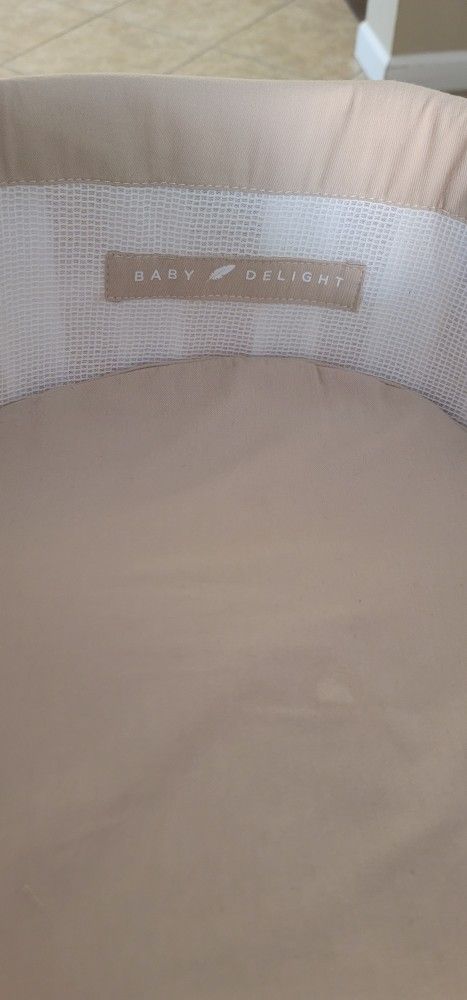 Baby Delight Snuggle Nest