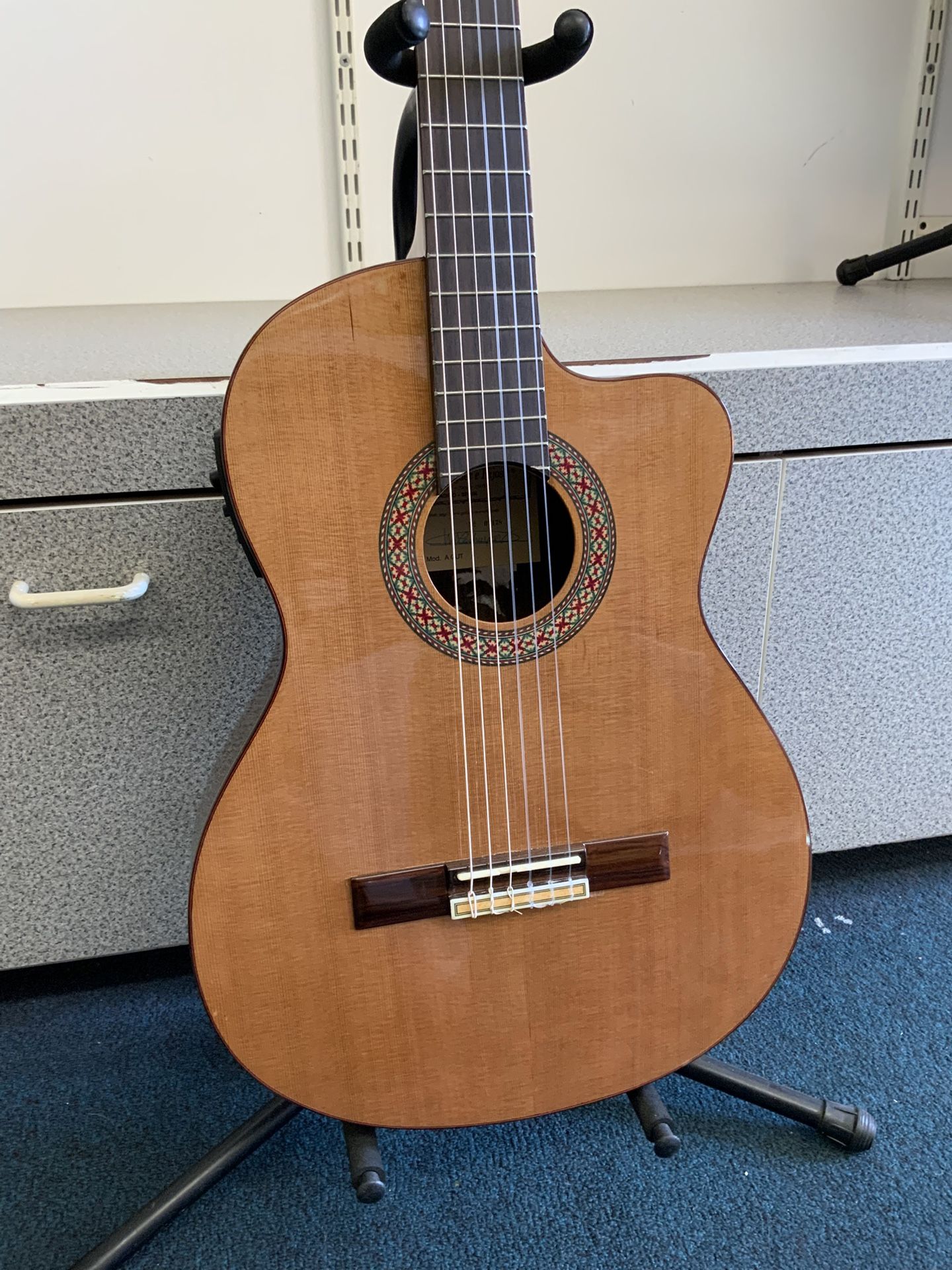 Manuel Rodriguez y Hijos Acoustic Electric Classical Guitar