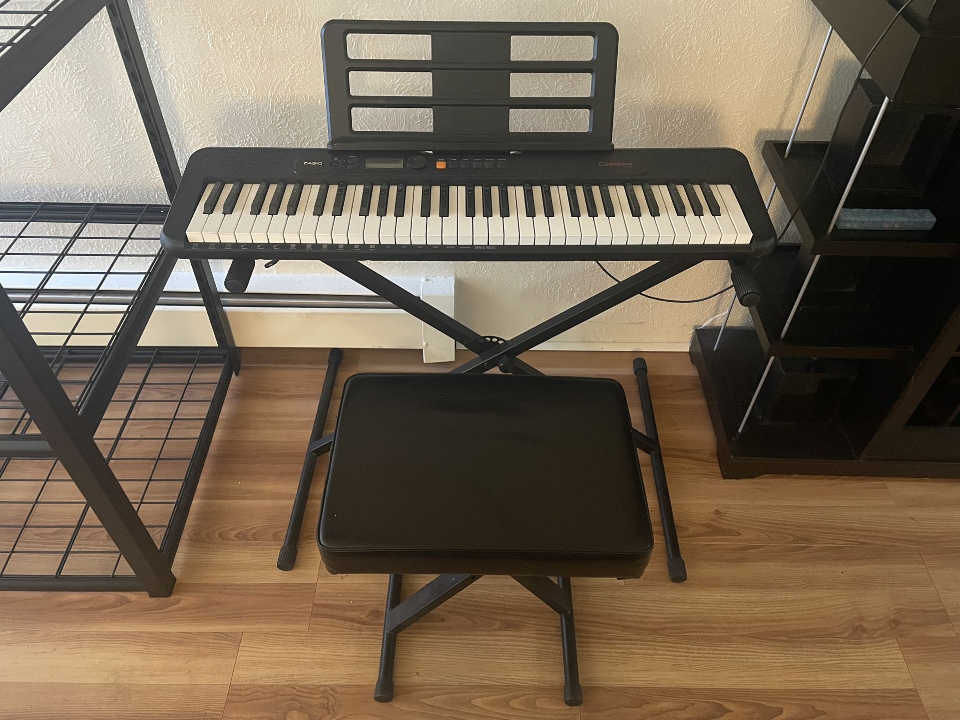 Keyboard, Chair & Stand