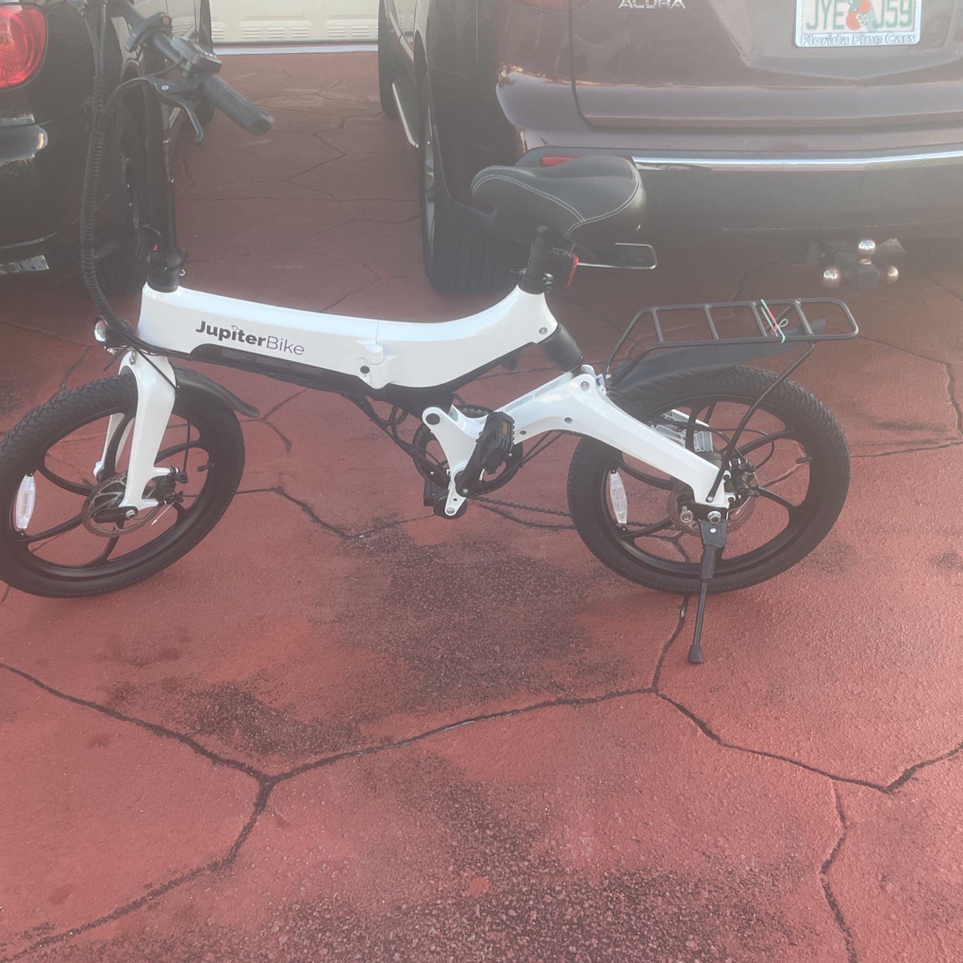 Electric Bike Jupiter X7 Foldable  And Pedal As Well
