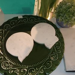 Free Marble and Green Decorative Plate