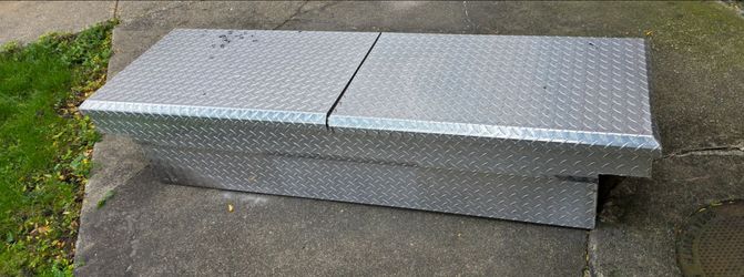 Delta Gull Wing Tool Box